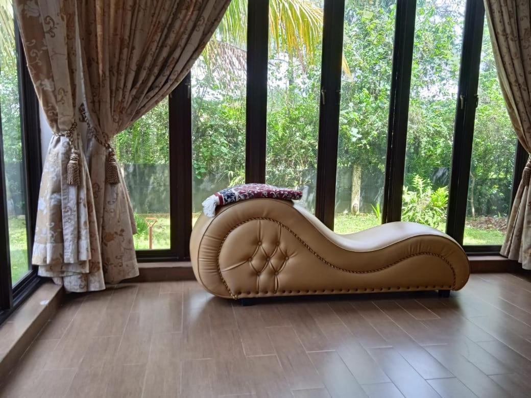 Villa Gathering Yuni Syahla Citaringgul Экстерьер фото