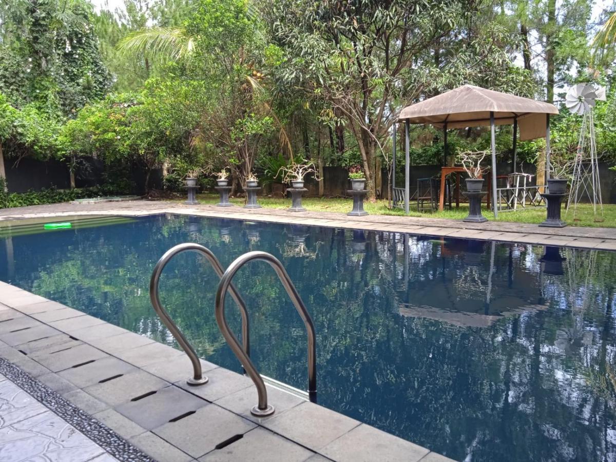 Villa Gathering Yuni Syahla Citaringgul Экстерьер фото